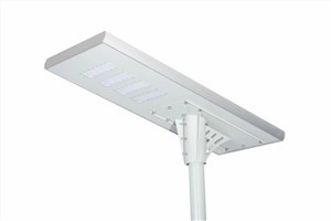 Lumină stradală solară de 80 W, totul într-un singur